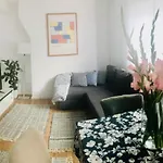 City Location- 2 Bedroom Apartment