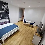 Cosy 1-Bed Apartment In London Alexandra Palace