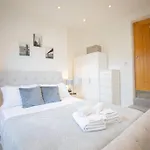 Hammersmith Apollo 1 Bedroom Apartment
