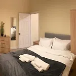 Flat 11 Brixton Hill, 1 Bedroom, 1 Bathroom Flat
