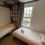 Easyhotel Paddington