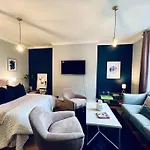 Chic Studio Near Regent\'S Park N8