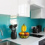 Cosy Central Studio Apartment Zone 2