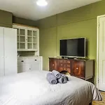 Vintage Room-Only Room