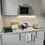Small Studio In Notting Hill