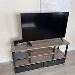 2 Bedroom Flat In Kensington.