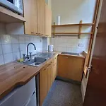 Bright Well Located Studio Flat