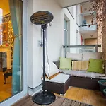 Unique & Welcoming 2Bd Flat In Limehouse