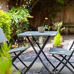Charming Terraced 3Br House, 5 Min Hither Green St