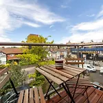 Arte Stays - 3-Bed 3-Bath Nordic Style Minimalistic Flat, Hackney Downs Station 2 Min Walk, Great Location, Parking, Weekly Or Monthly Stays, Serviced Accommodation - 6 People
