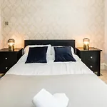 Spacious 1 Bedroom / Gloucester Road / Harrods