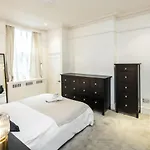 Spacious 1 Bedroom / Gloucester Road / Harrods