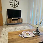C2, Spacious 2 Bedroom Flat In Wembley