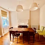 Charming Central Home By Iconic Landmarks Nr