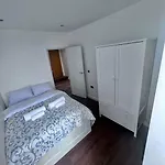 Flat 3, 417 Fulham, 2 Bedroom, 1 Bathroom Flat