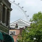 Aplacetostay Central London Apartment, Zone 1 Nhg