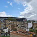1 Bed Flat London A Step To Emirates Stadium