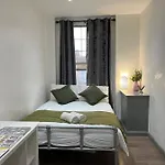 3 Bedroom Flat In King\'S Cross, St Pancras\'S. 2 Minutes To Euston.