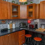 Unique Home W/Garden Hot Tub, Sauna & Cinema Room