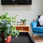 Camden Garden Apartments