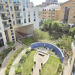 Beautiful 2 Bedroom Flat In Battersea