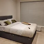 London City Apartment 2