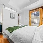 Luxe Living Near Piccadilly Hy11