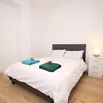 Lovely Flat In Baker Street