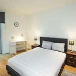 Pico 2 Double Bedroom In Battersea