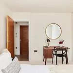 The Wandsworth Haven - Bright 2Bdr Flat