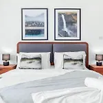 Sleep 6 Piccadilly 1 Bedroom Flat In London Vr5