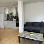 Flat 1 Latchmere, 2 Bedroom, 2 Bathroom Flat