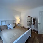 Peaceful New 1 Bed Flat By Hyde Park