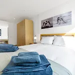 Exclusive 2 Bedroom Flat Near Buckingham Palace