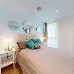 Executive Luxury One Bedroom In Vauxhall