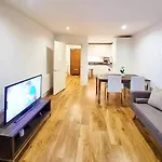 Your Riverside Home 2 With Private Balcony