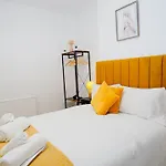 Tranquil Haven Cozy 2-Bed Apt With Private Garde