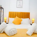 Tranquil Haven Cozy 2-Bed Apt With Private Garde