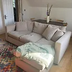 2 Bedroom Top Floor Flat, West Dulwich Free Street Parking