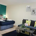 Hyde Park Studio Apartment