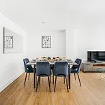 Holborn London & City Apartment With Patio - Cityapartmentstay