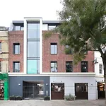 Battersea Luxury Apartment, Private, Independent Entrance, Central