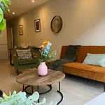 Spectacular 2 Bed Apartment With Lovely Terrace - 1 The Southwell