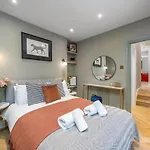 Victorian Blue - 2 Bedroom Flat Pimlico