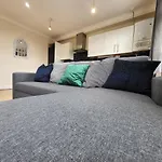Tooting Bec Central Apartment By London Tube