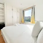 Stylish Flat Near Westfield & O2 Shepherd\'S Bush