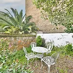 Sloane Square 2 Bed House