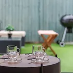 Three-Bedroom Bliss In London Town
