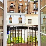 Finest Retreats - King Charles House
