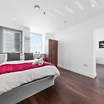2 Bedroom Flat In Central London Bp65